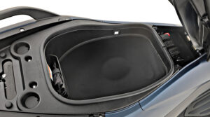 155D-Compartimento-para-dos-cascos